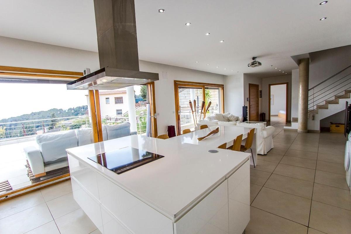 Catalunya Casas Modern Magnificence , Only A Few Km To The Beach! Sant Cebria de Vallalta Bagian luar foto